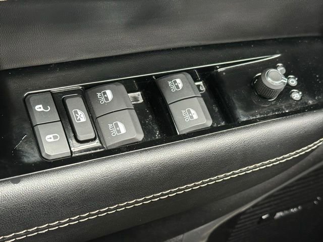 Used 2024 Jeep Wagoneer Series III w/ Premium Group I image 20