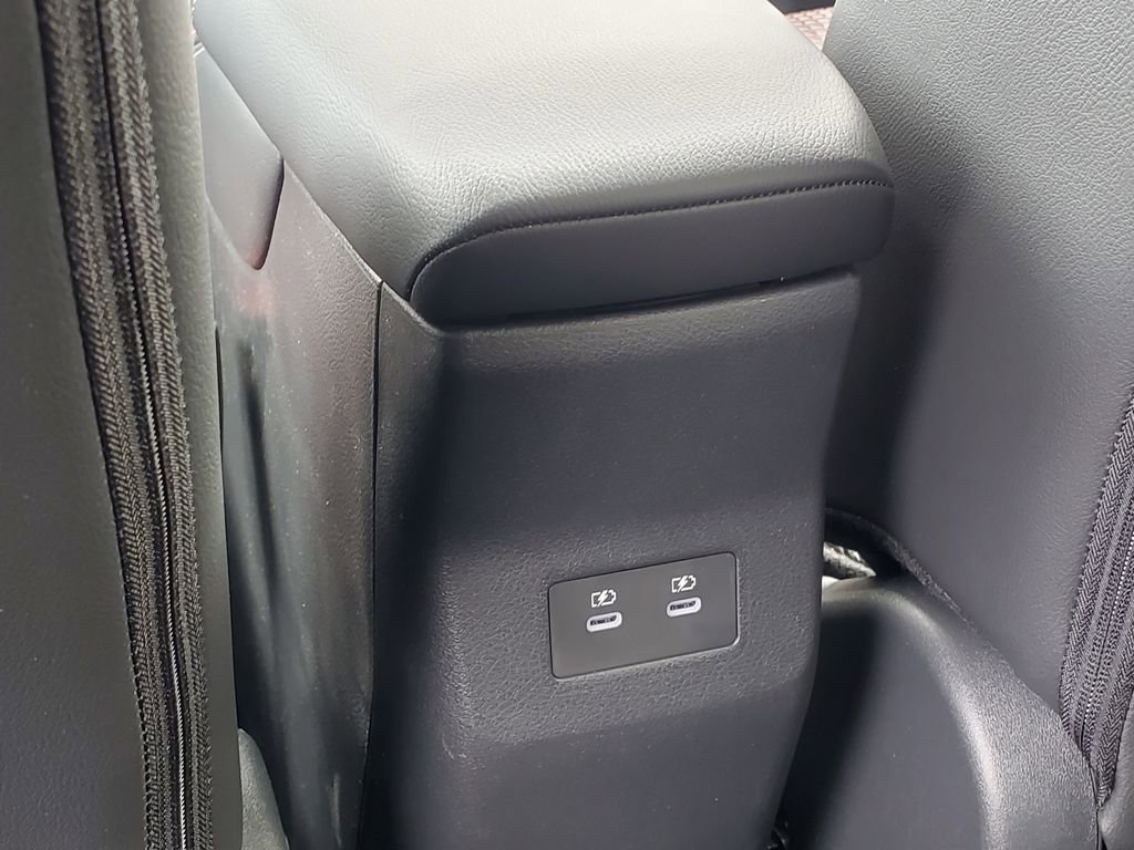 New 2026 Nissan Kicks SR w/ Cold Weather Package AWD/4WD image 31