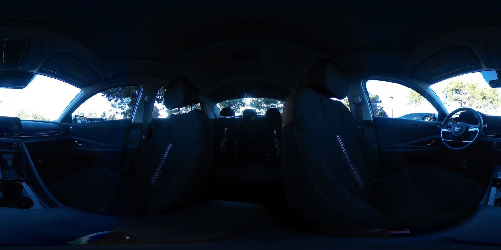 Used 2025 Hyundai Elantra SEL image 38