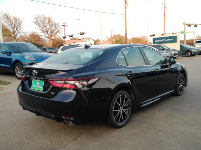 Used 2022 Toyota Camry SE image 6