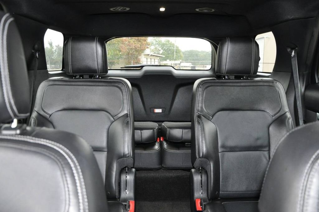 Used 2018 Ford Explorer Limited w/ Equipment Group 301A image 22