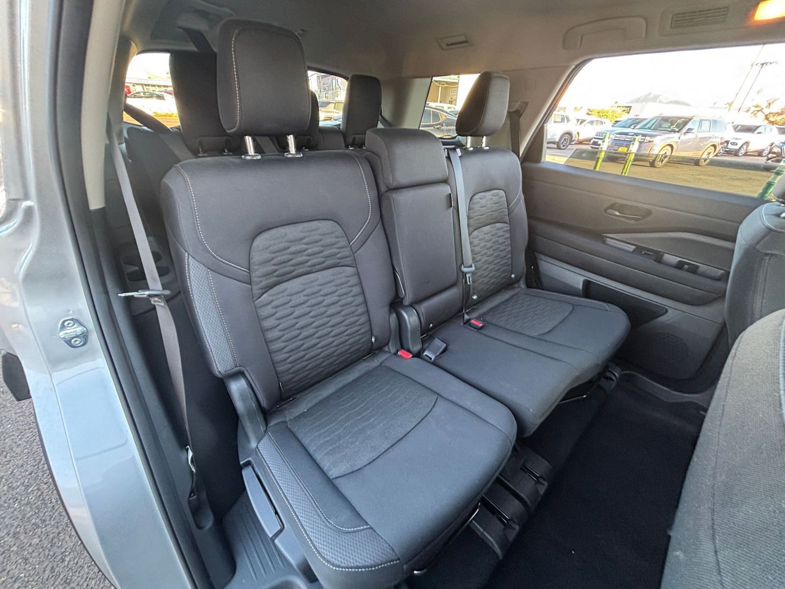 Used 2025 Nissan Pathfinder SV FWD image 42
