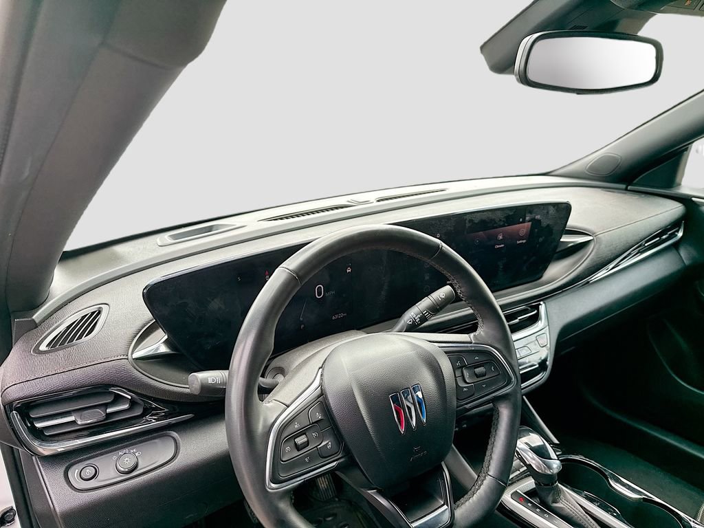 Used 2024 Buick Envista Avenir FWD image 11