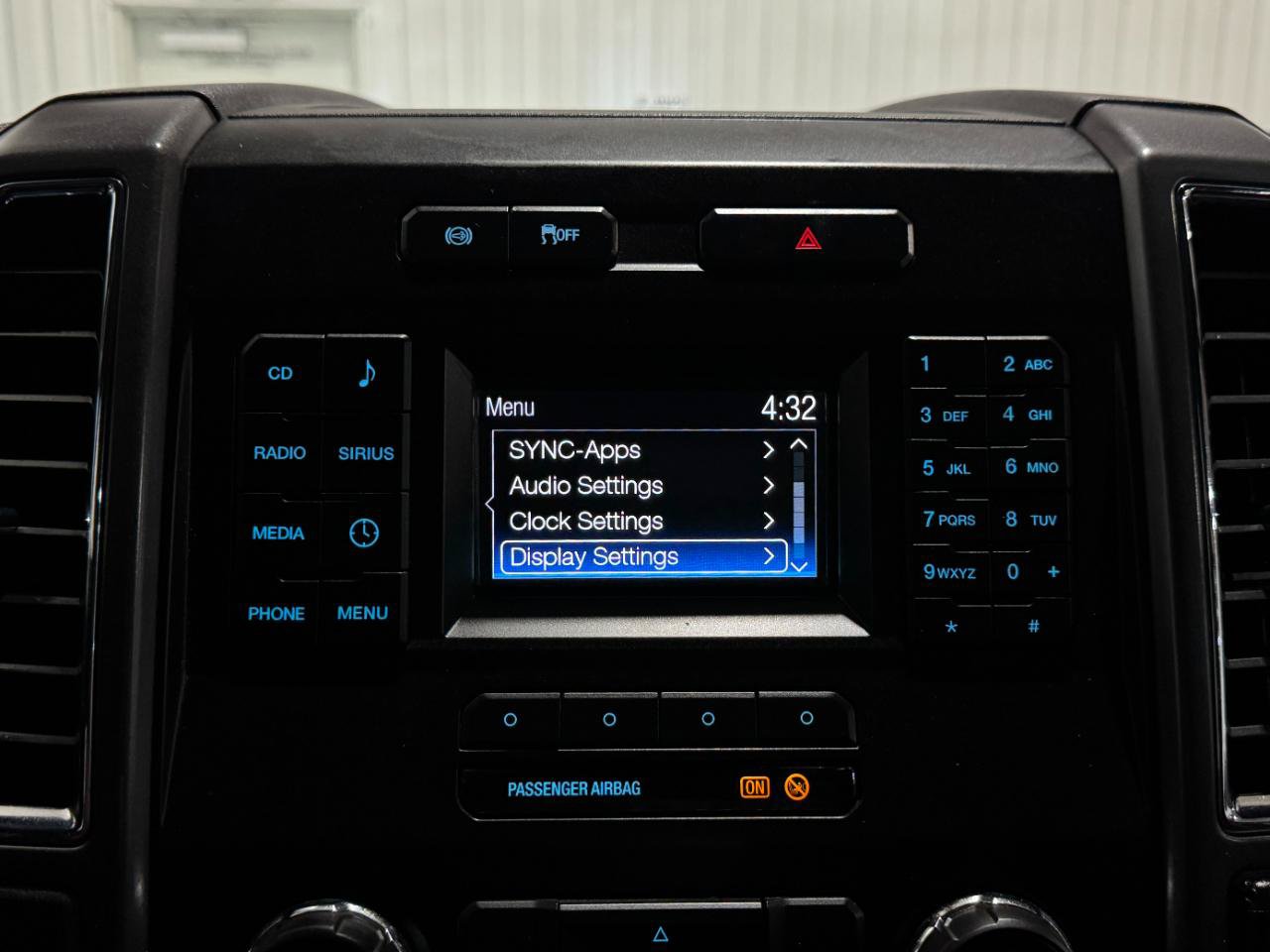 Used 2017 Ford F250 XLT AWD/4WD image 33
