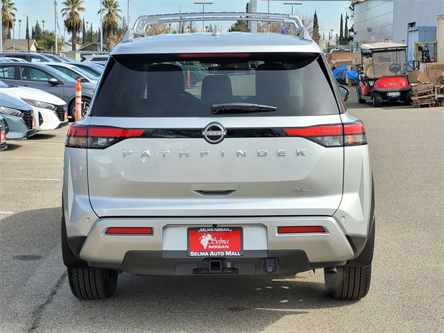 New 2025 Nissan Pathfinder SL w/ SL Premium Package image 5