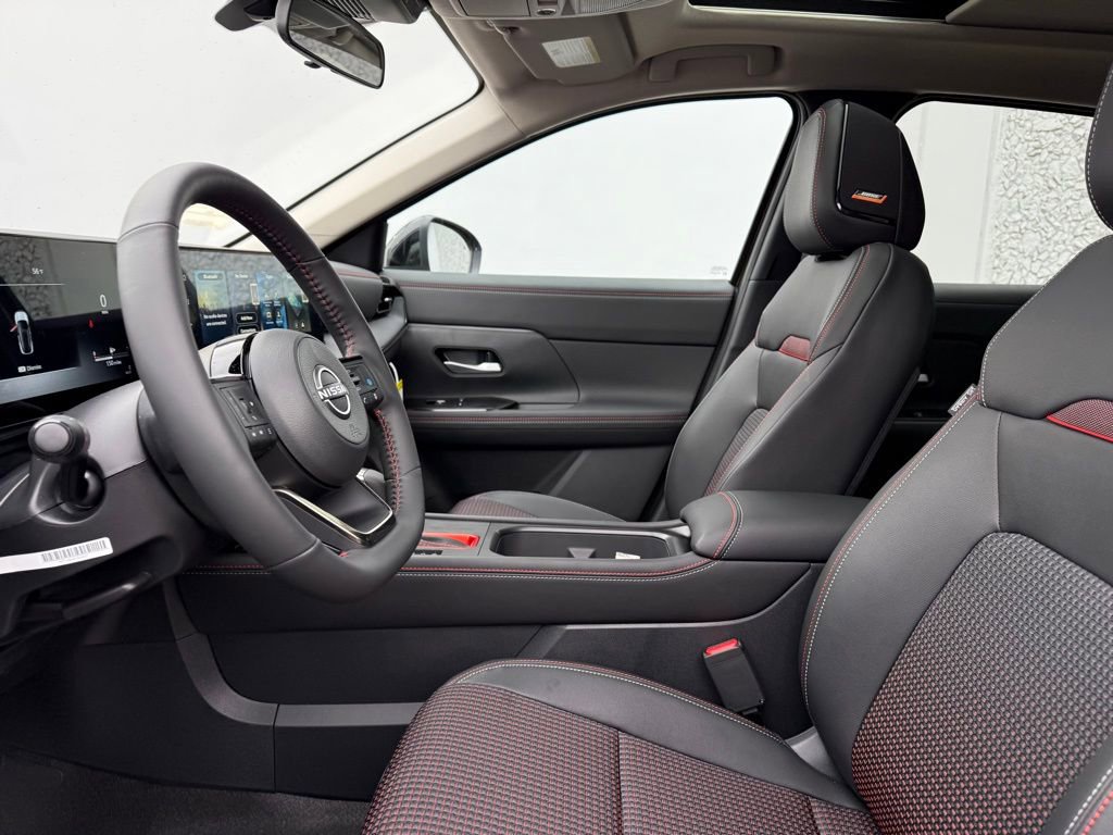 New 2026 Nissan Kicks SR w/ SR Premium Package image 14