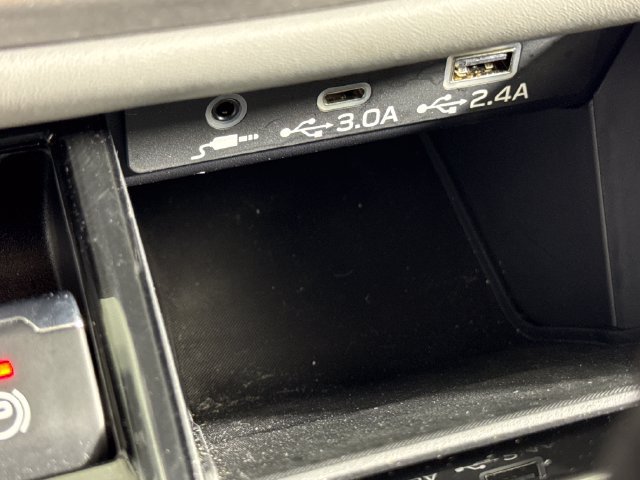 Used 2025 Subaru Legacy Premium AWD/4WD image 38