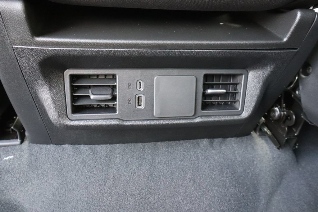 New 2026 Chevrolet Silverado 1500 Custom AWD/4WD image 18