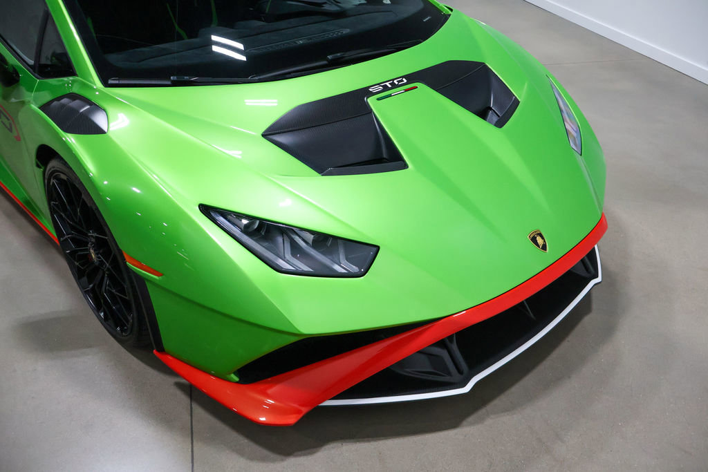 Used 2022 Lamborghini Huracan STO image 56
