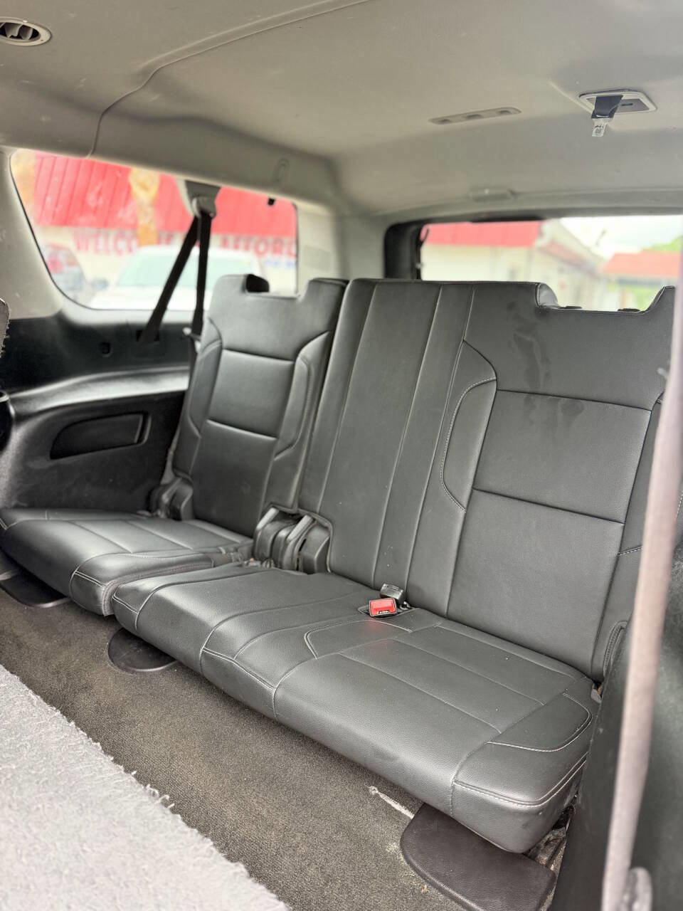 Used 2018 Chevrolet Suburban LT RWD image 21