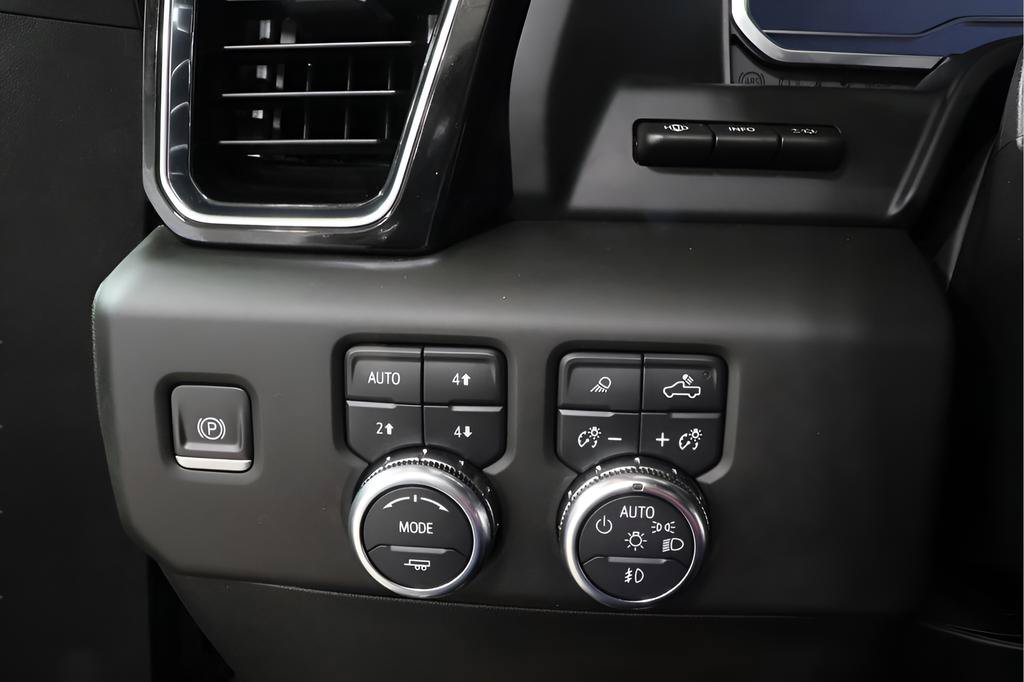 Used 2024 GMC Sierra 1500 Denali w/ Denali Reserve Package AWD/4WD image 20