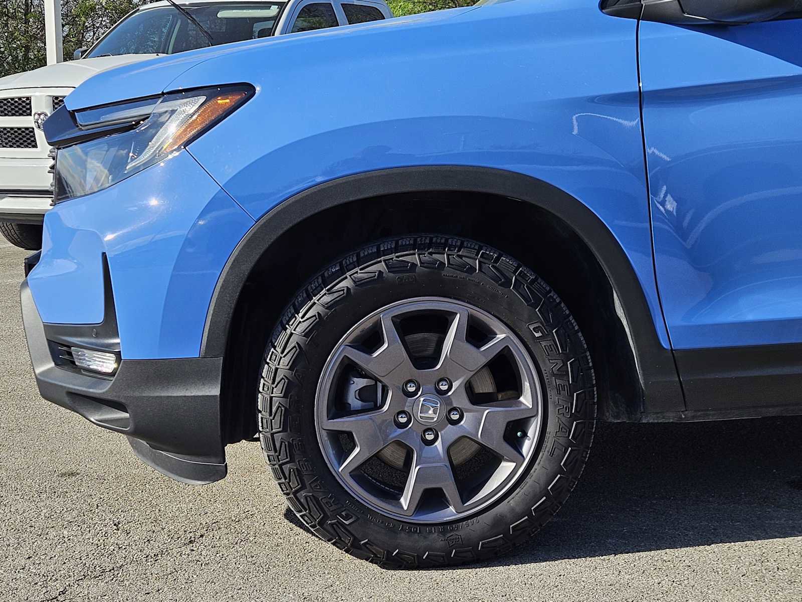 Certified 2024 Honda Passport TrailSport image 8