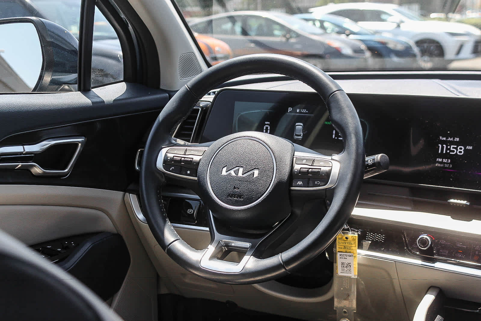 Used 2025 Kia Sportage EX AWD/4WD image 19