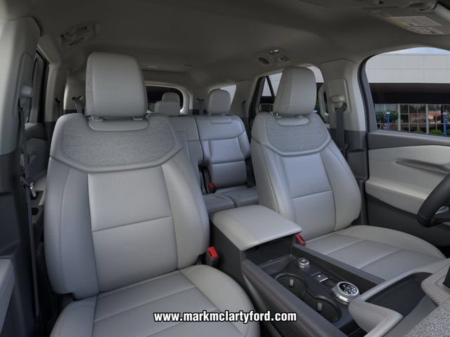 New 2026 Ford Explorer Active w/ Active Comfort Package RWD image 10