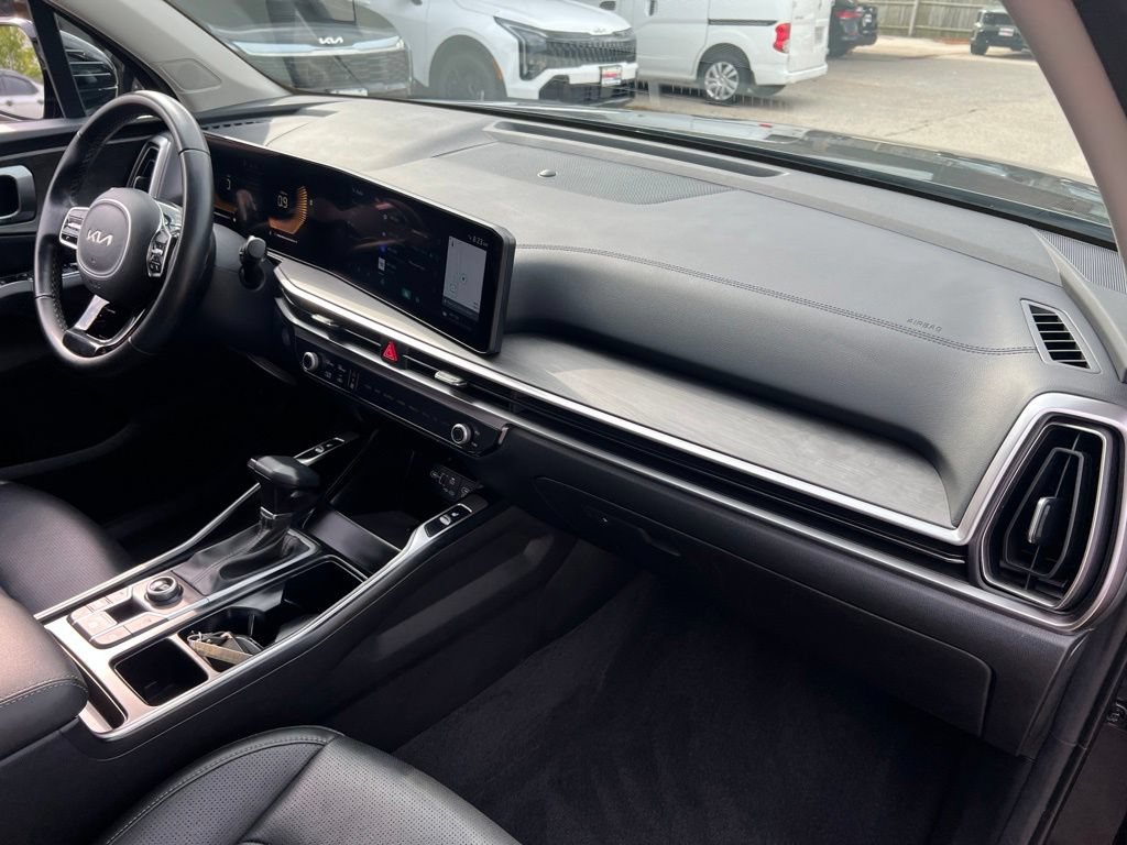Certified 2025 Kia Sorento X-Line EX AWD/4WD image 23