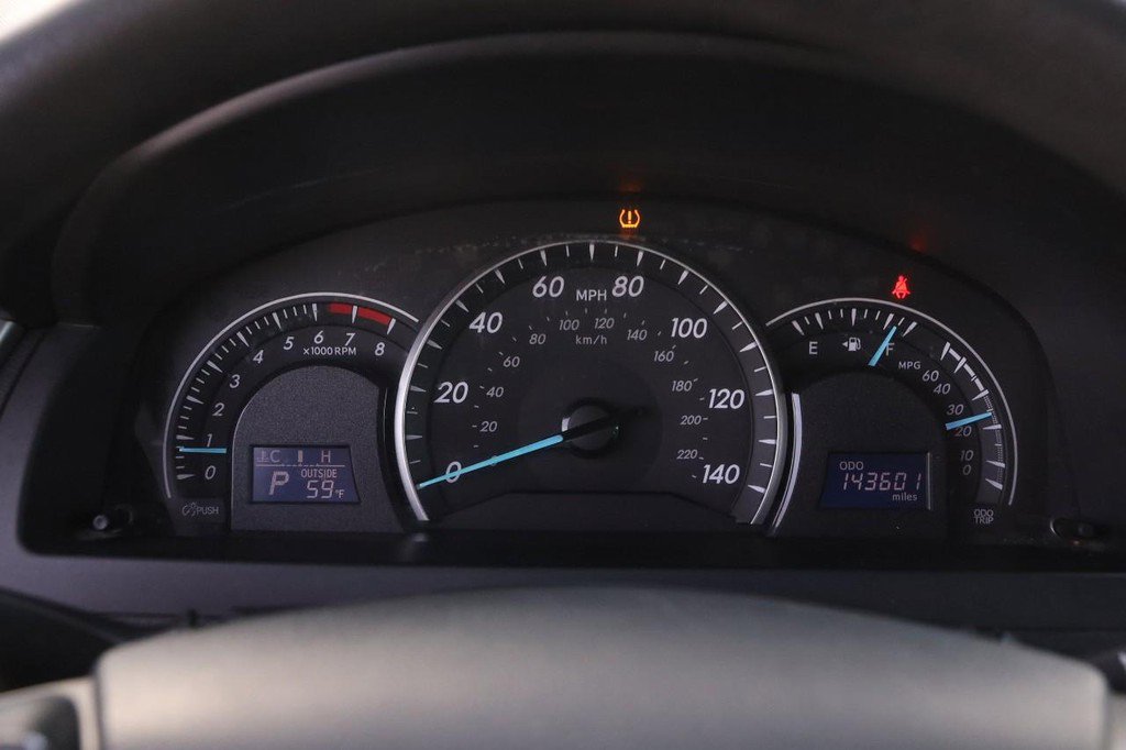 Used 2012 Toyota Camry LE image 13