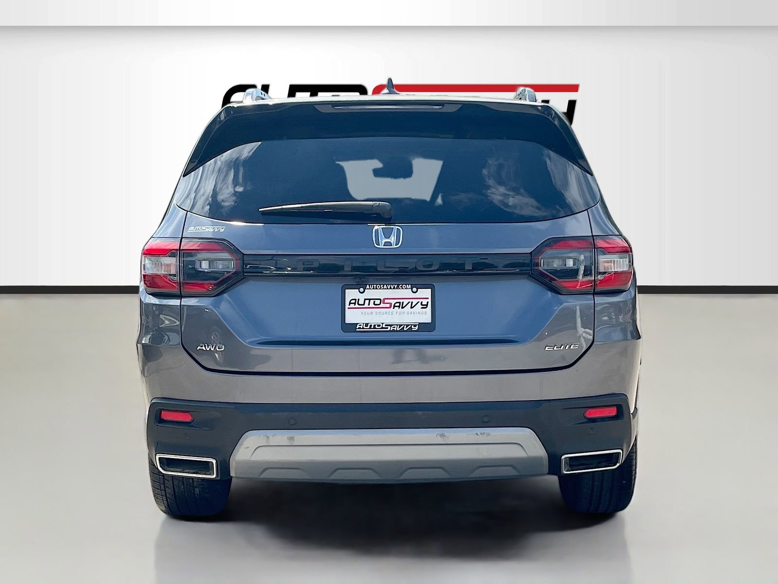 Used 2025 Honda Pilot Elite image 6