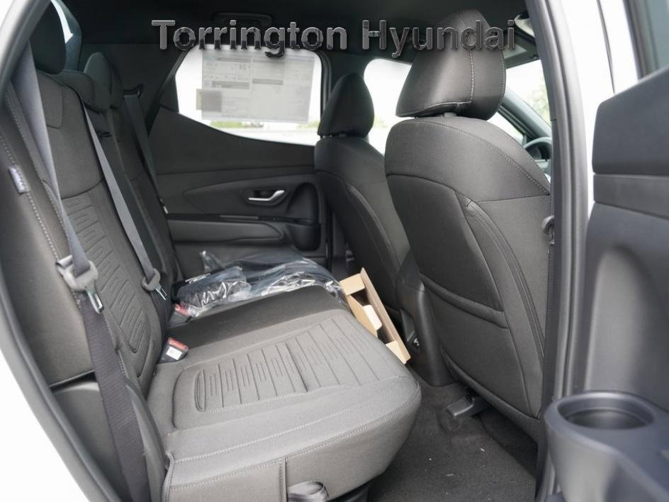 New 2025 Hyundai Santa Cruz SE image 9