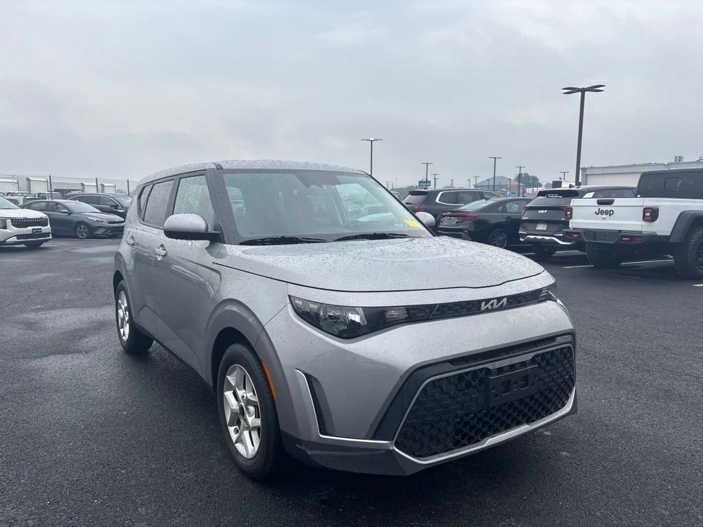 Certified 2023 Kia Soul LX w/ LX Technology Package
