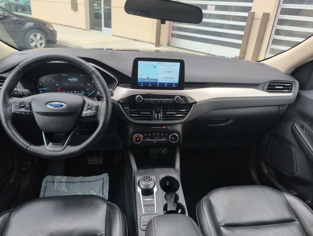 Used 2020 Ford Escape SEL image 13