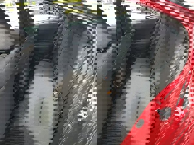 Used 2025 Toyota Corolla LE image 18