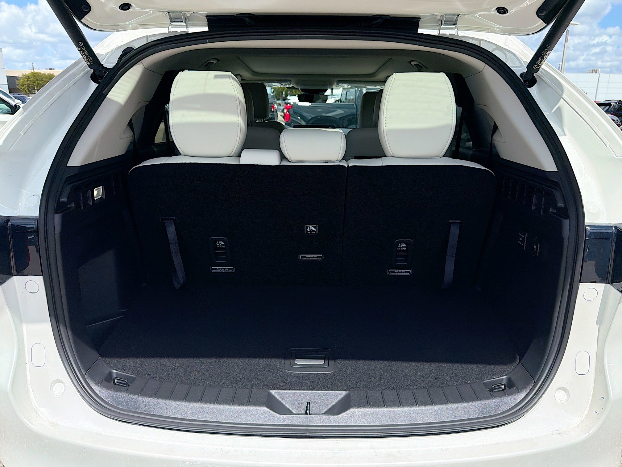 New 2026 MAZDA CX-90 3.3 Turbo w/ Premium Plus Pkg image 13