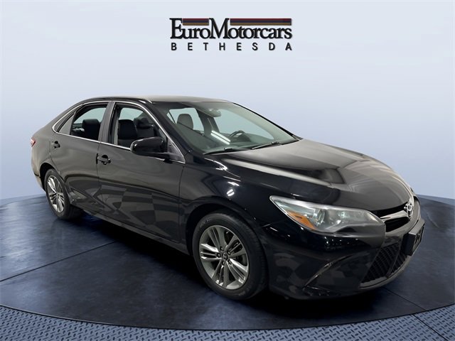 Used 2017 Toyota Camry SE image 7