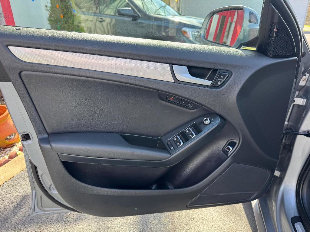 Used 2015 Audi A4 2.0T Premium Plus w/ Technology Package image 12