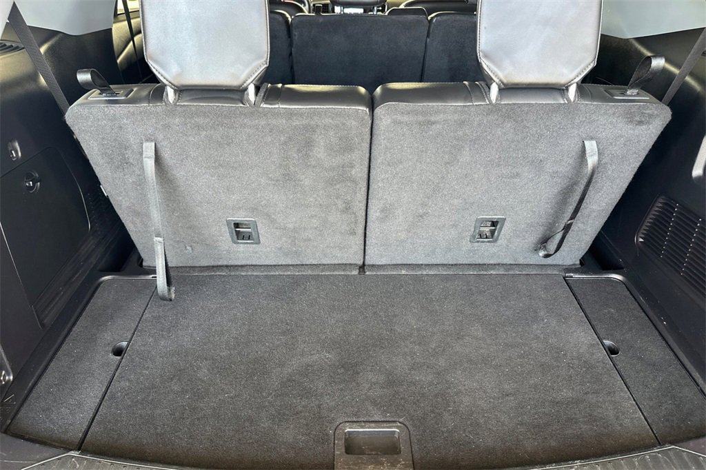 Used 2021 Ford Explorer XLT w/ Equipment Group 202A image 19