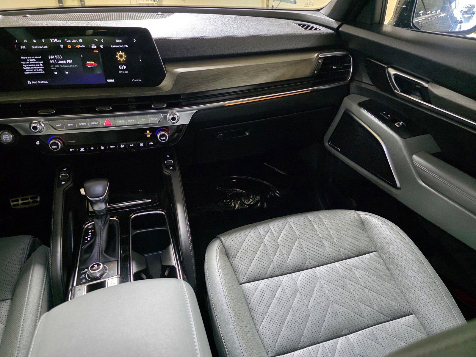 Used 2023 Kia Telluride SX X-Pro image 19