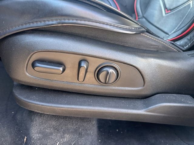 Used 2019 Chevrolet Traverse LT image 12