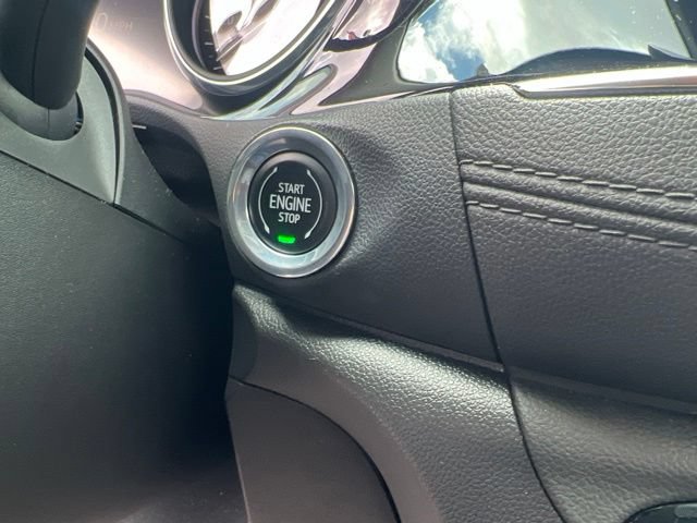 Used 2022 Buick Encore GX Essence w/ Advanced Technology Package AWD/4WD image 31