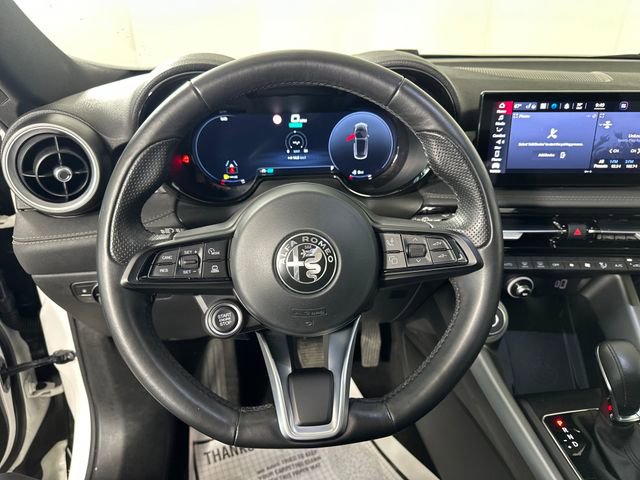 Used 2024 Alfa Romeo Tonale Ti w/ Premium Interior Package image 14