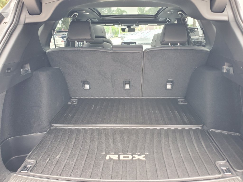 Used 2025 Acura RDX w/ Advance Package AWD/4WD image 8