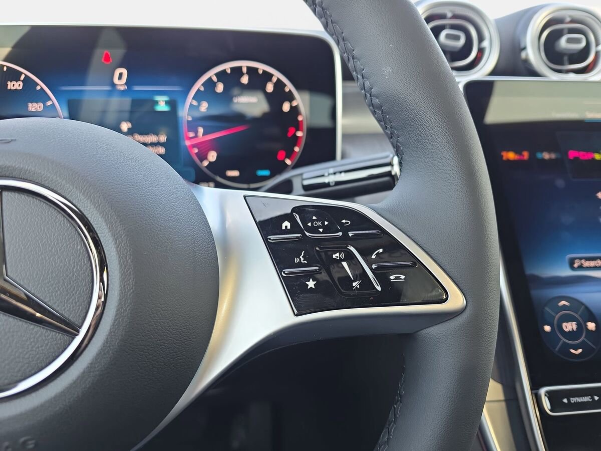 New 2026 Mercedes-Benz GLC 300 4MATIC image 18