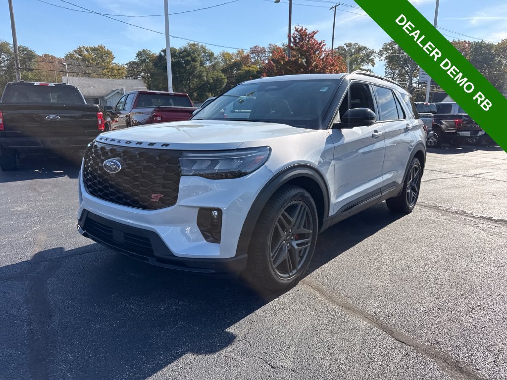 Used 2026 Ford Explorer ST w/ Sun And Sound Package AWD/4WD image 2