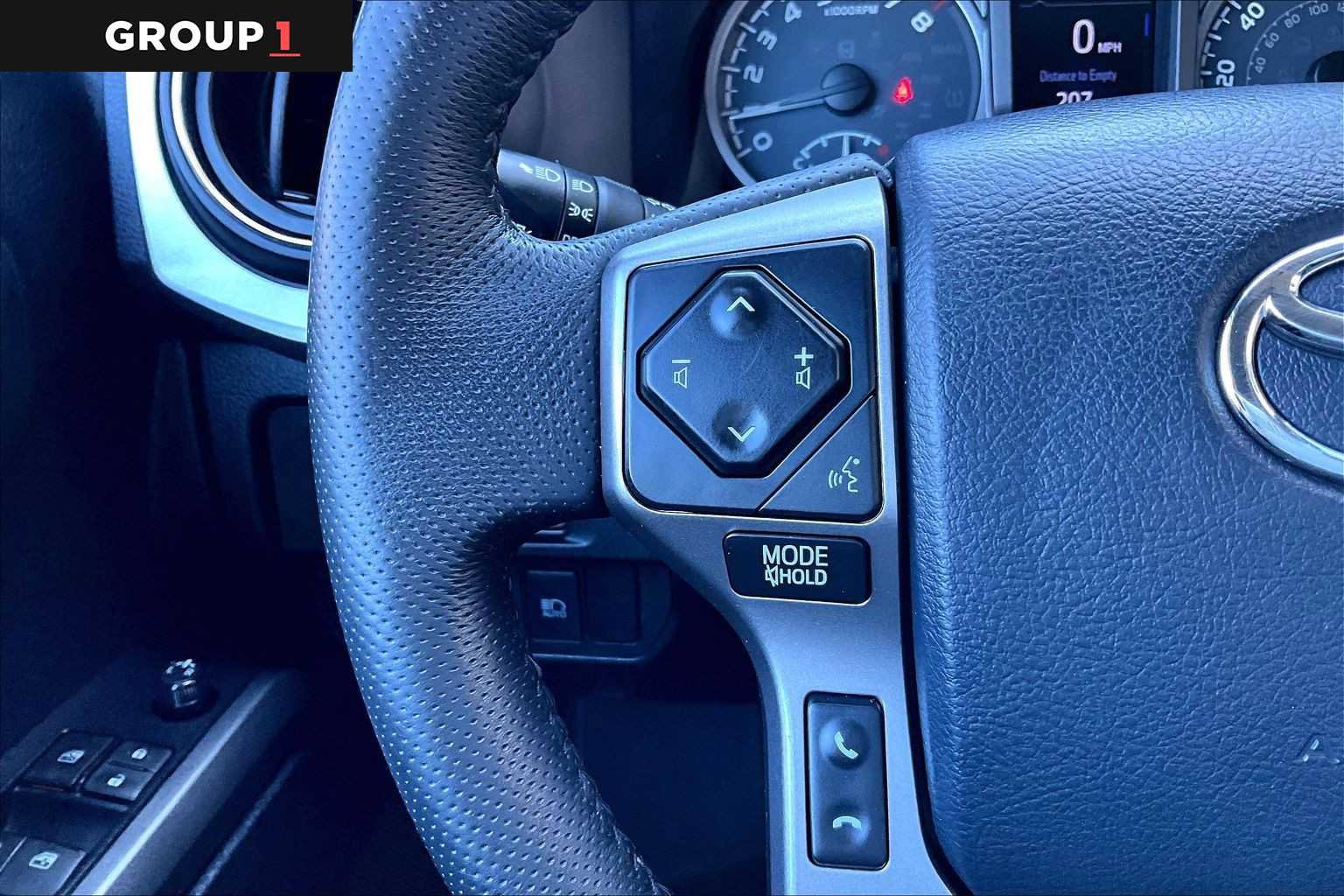 Used 2019 Toyota Tacoma SR5 AWD/4WD image 24