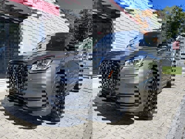 Used 2023 Lincoln Corsair Reserve w/ Equipment Group 201A