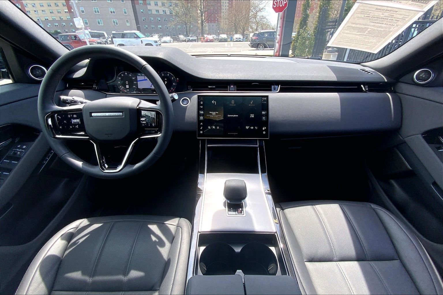 Used 2026 Land Rover Range Rover Evoque S image 15