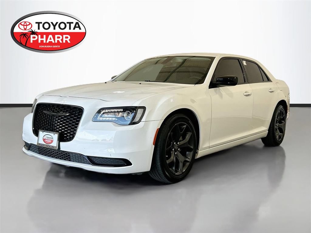 Used 2023 Chrysler 300 Touring w/ Sport Appearance Package RWD video 1