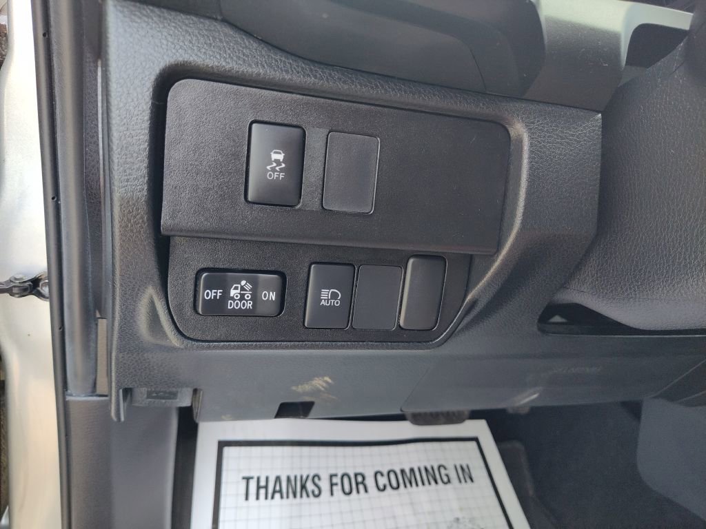 Used 2022 Toyota Tacoma SR image 28