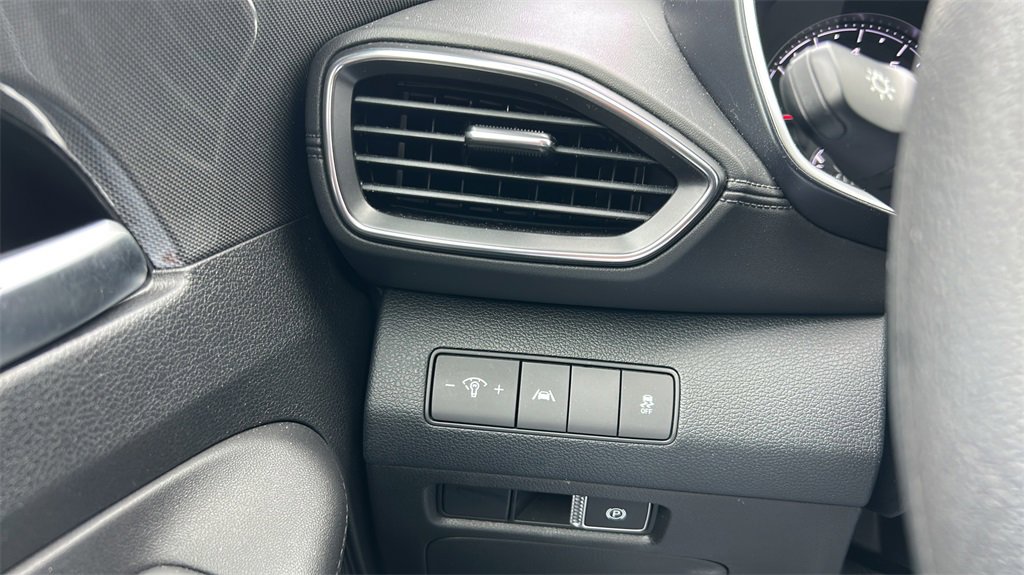 Certified 2023 Hyundai Santa Fe SE image 28
