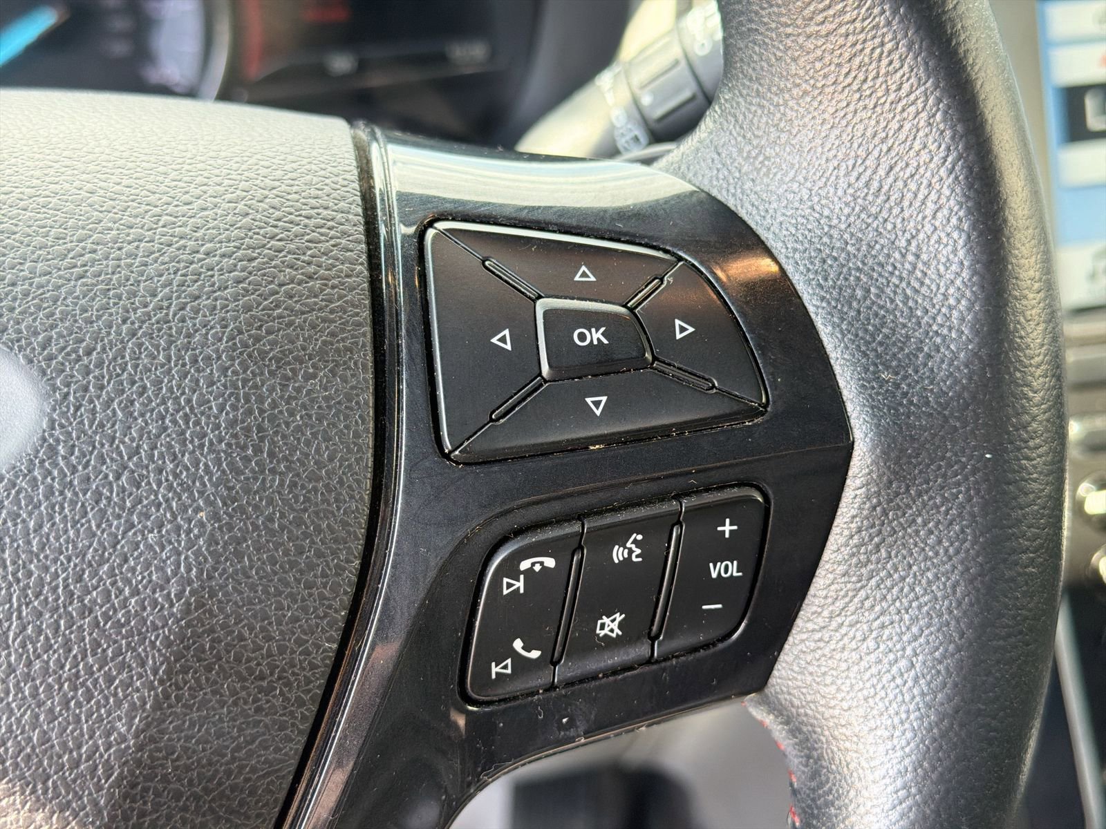 Used 2018 Ford Explorer Sport w/ Equipment Group 401A image 31