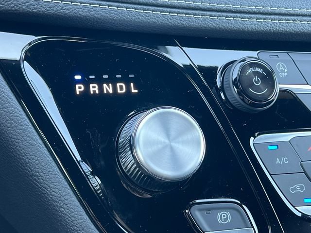 New 2026 Chrysler Pacifica Select FWD image 26