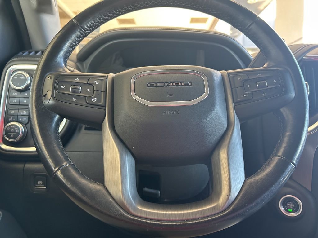 Used 2021 GMC Sierra 2500 Denali w/ Denali Ultimate Package image 25