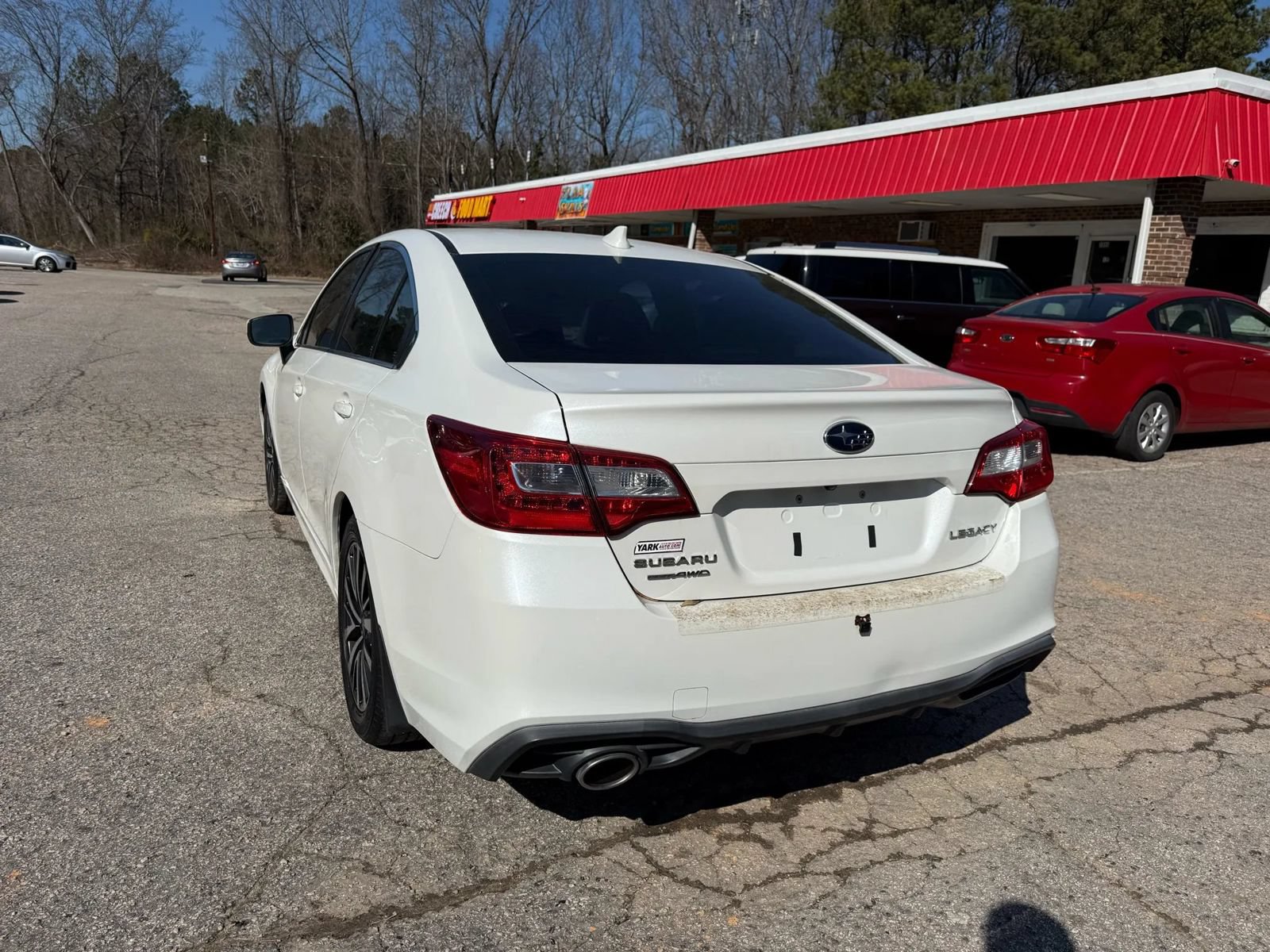 Used 2018 Subaru Legacy 2.5i Premium w/ Moonroof Package AWD/4WD image 6