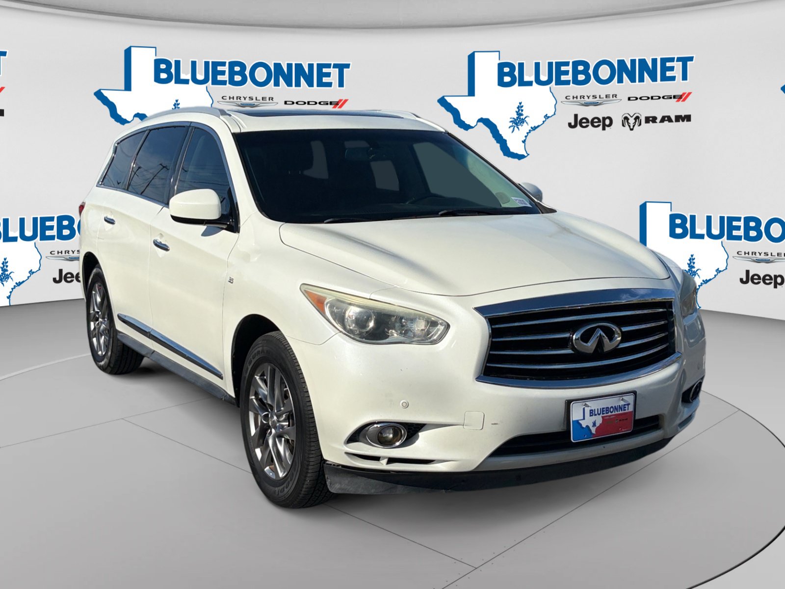Used 2015 INFINITI QX60 FWD w/ Driver Assistance Package image 3
