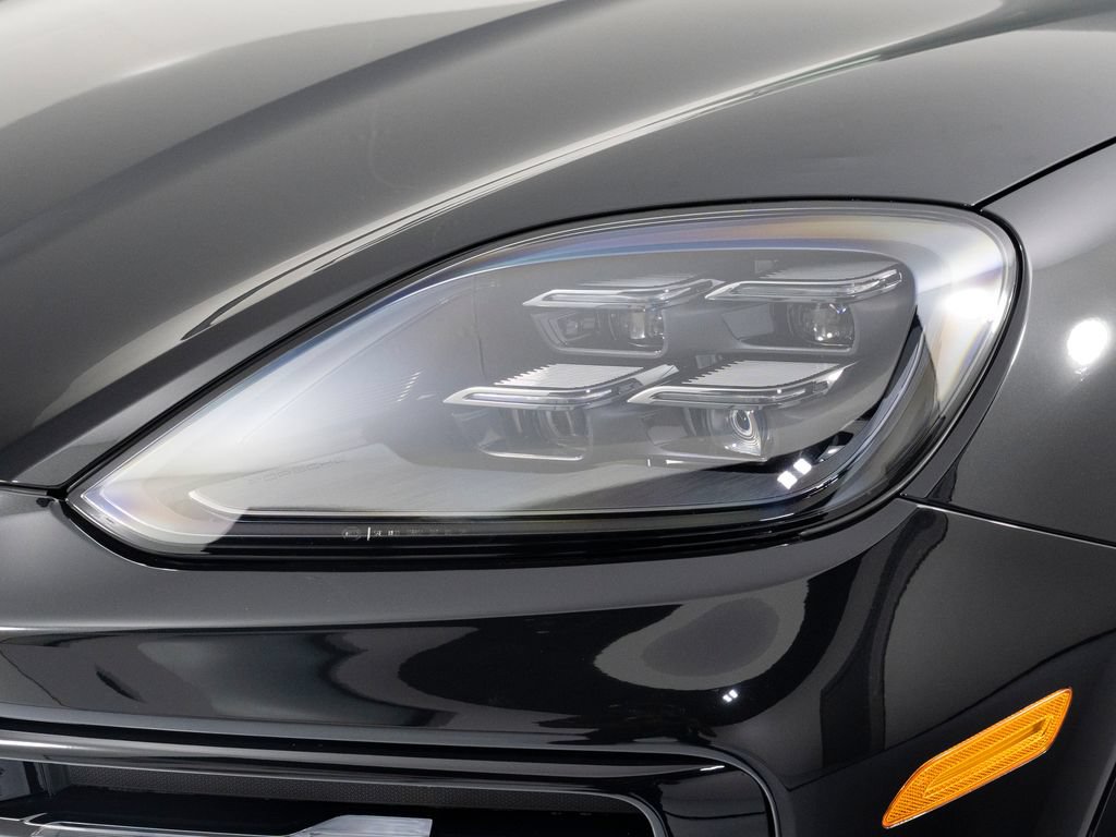 New 2026 Porsche Cayenne Coupe AWD/4WD image 42