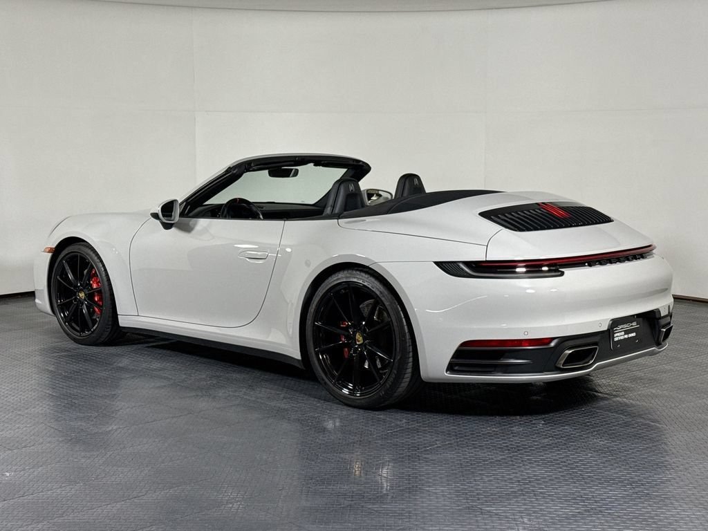 Certified 2020 Porsche 911 Carrera RWD image 3
