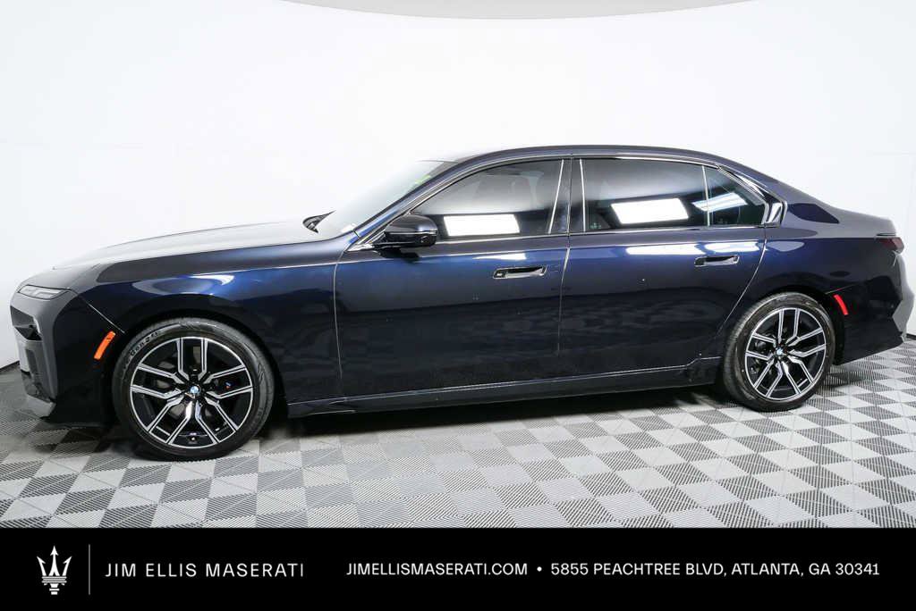 Used 2023 BMW 760i xDrive AWD/4WD image 24